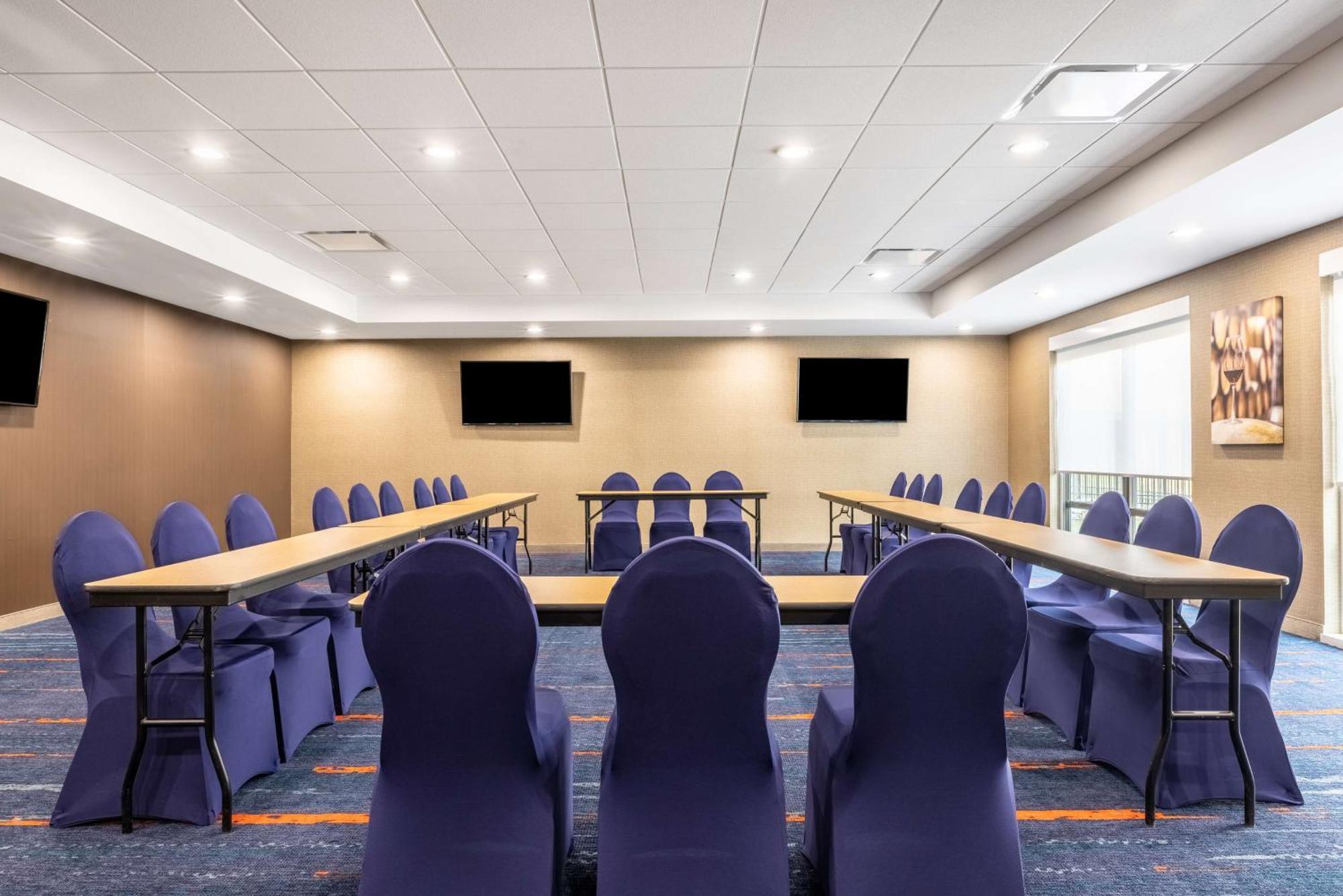 Hampton Inn & Suites Benton Harbor, Mi エクステリア 写真