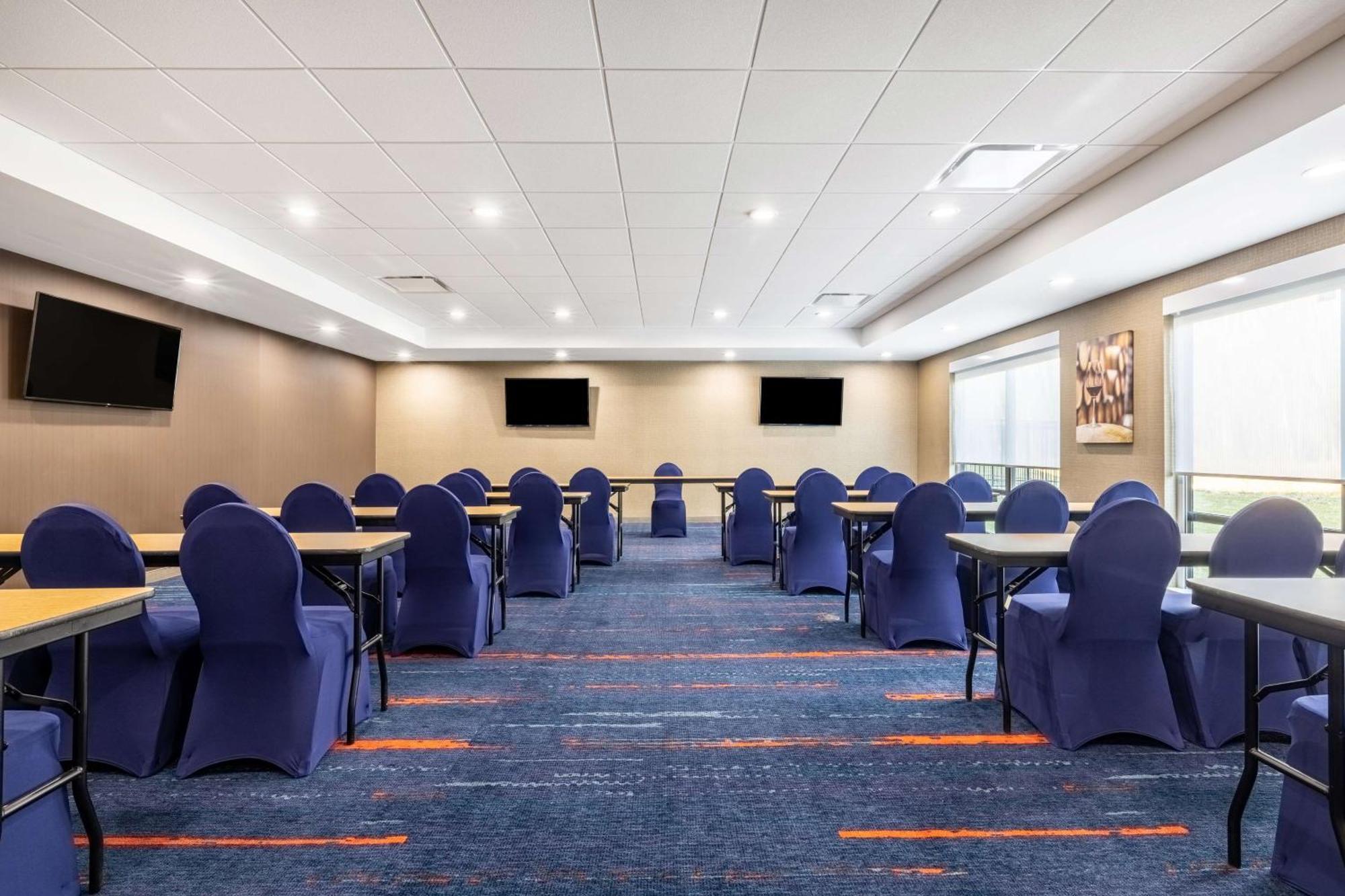 Hampton Inn & Suites Benton Harbor, Mi エクステリア 写真