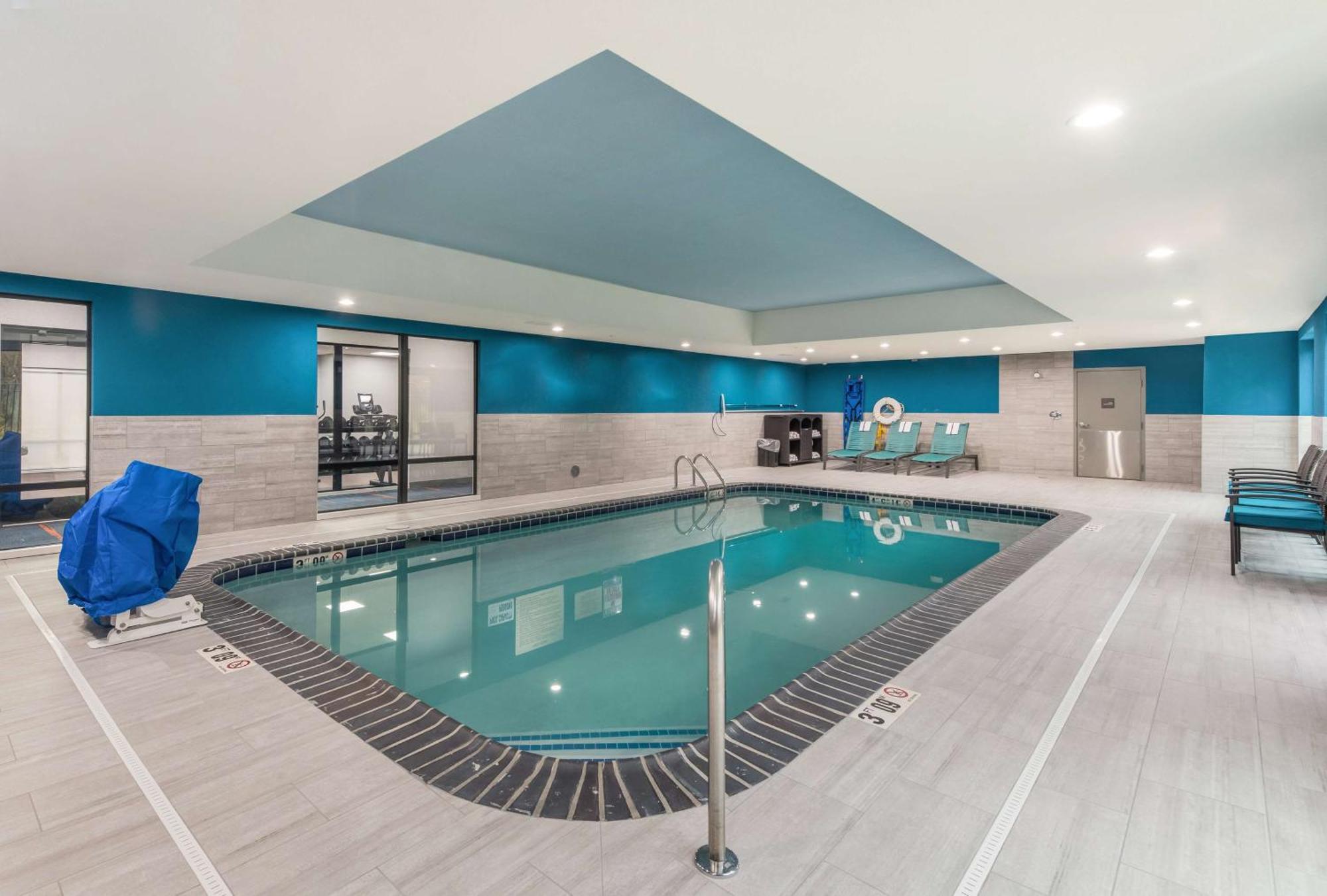 Hampton Inn & Suites Benton Harbor, Mi エクステリア 写真