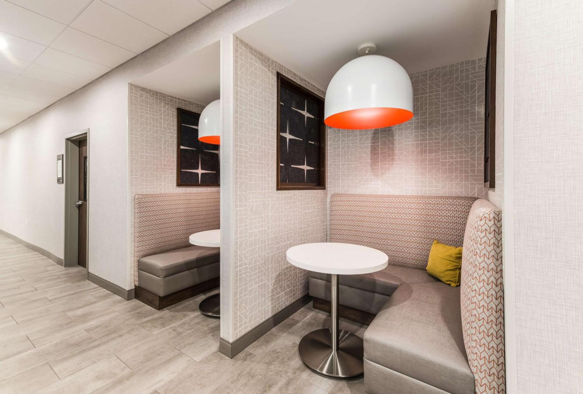 Hampton Inn & Suites Benton Harbor, Mi エクステリア 写真