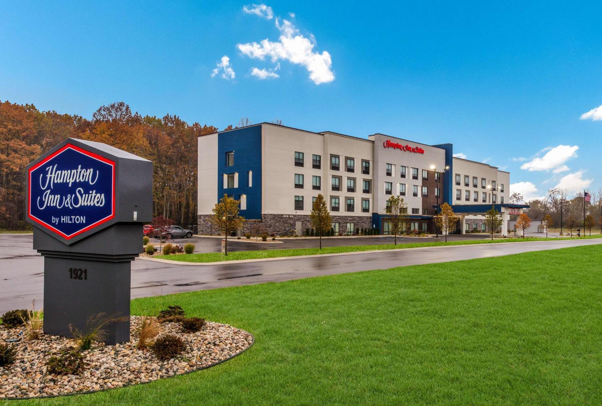 Hampton Inn & Suites Benton Harbor, Mi エクステリア 写真